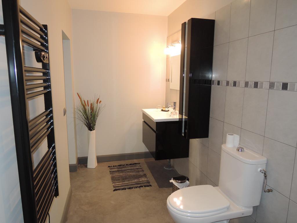 Domaine Les Amarats Hotel Narbonne Room photo